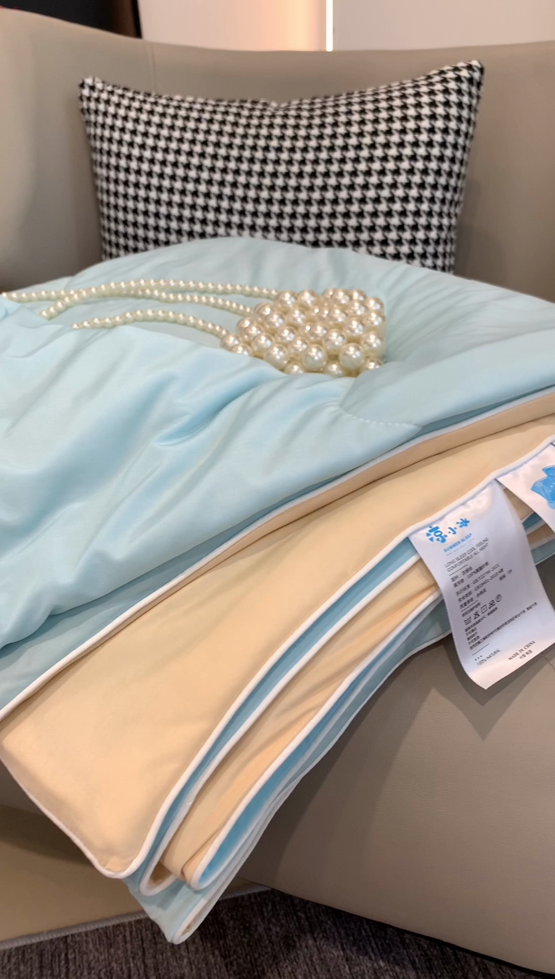 91家纺网 家纺一手货源 找家纺 奈萝家纺 2025新款A类凉感丝小凉皮夏被可机洗夏被新品空调被 蒂芙尼蓝