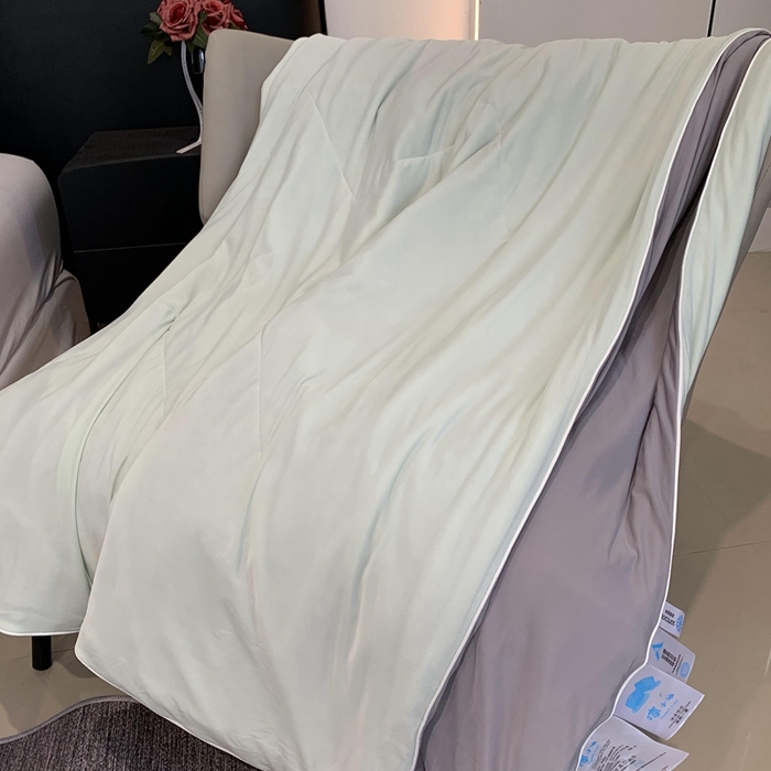 91家纺网 家纺一手货源 找家纺 奈萝家纺 2025新款A类凉感丝小凉皮夏被可机洗夏被新品空调被 香草奶冻