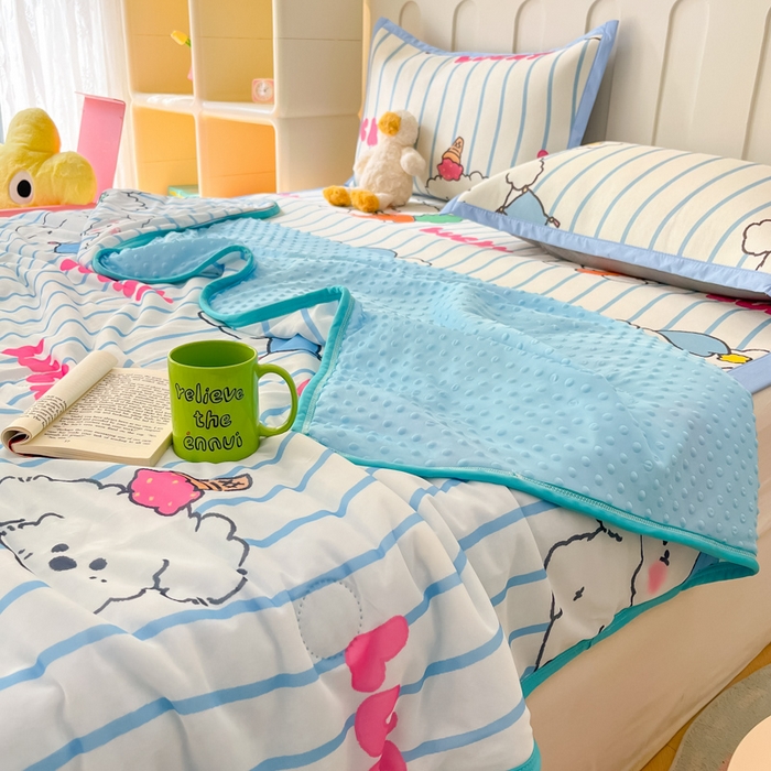 91家纺网 家纺一手货源 找家纺 安哆啦 2024新款A类凉感丝冰豆豆夏被冰丝席冰藤席四件套 夏被-吹泡泡