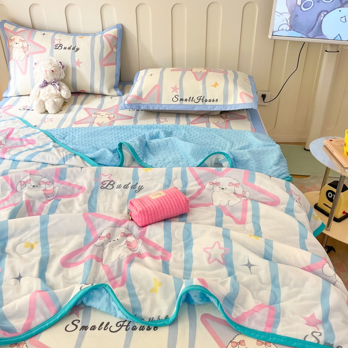 91家纺网 家纺一手货源 找家纺 安哆啦 2024新款A类凉感丝冰豆豆夏被冰丝席冰藤席四件套 夏被-怦然心动