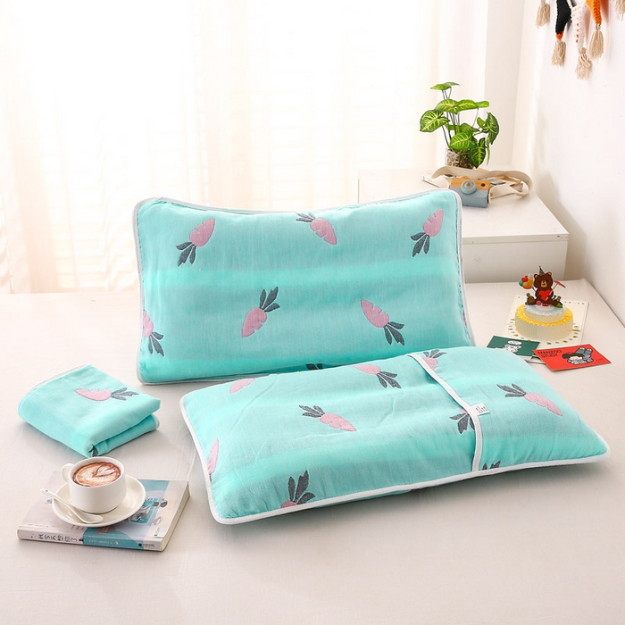 91家纺网 家纺一手货源 找家纺 朴尔家纺-毛巾被 2024新款全棉卡通六层纱布儿童枕套 多彩胡萝卜兰