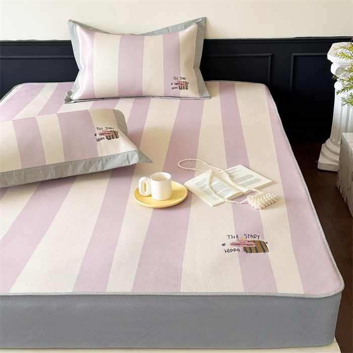 91家纺网 家纺一手货源 找家纺 甜梦 2024新款母婴级7A抗菌养生冰藤席影棚1—床笠款 紫色小河马（床笠款）