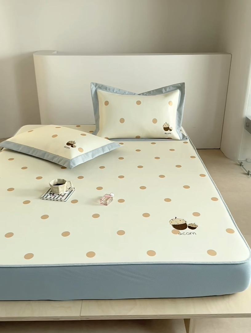 91家纺网 家纺一手货源 找家纺 甜梦 2024新款母婴级7A抗菌养生冰藤席影棚1—床笠款 小橡子（床笠款）