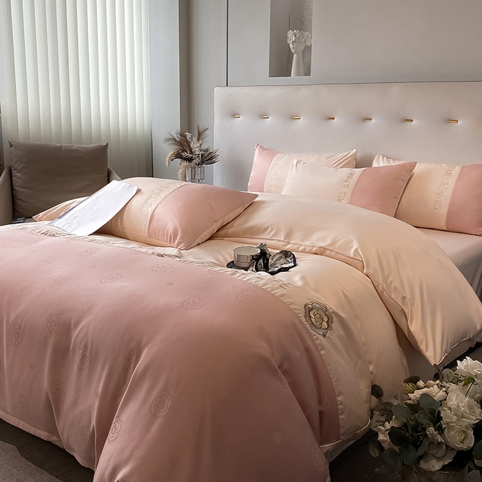 91家纺网 家纺一手货源 找家纺 澳梵 新款水洗真丝刺绣四件套【卢浮之夜】 卢浮之夜-粉玉