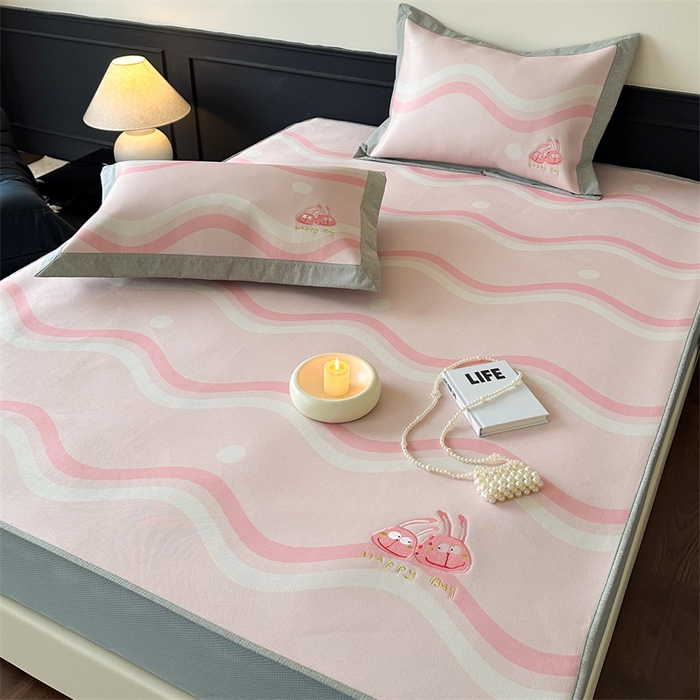 91家纺网 家纺一手货源 找家纺 甜梦 2024新款母婴级7A抗菌养生冰藤席影棚1—床笠款 波浪调皮兔（床笠款）