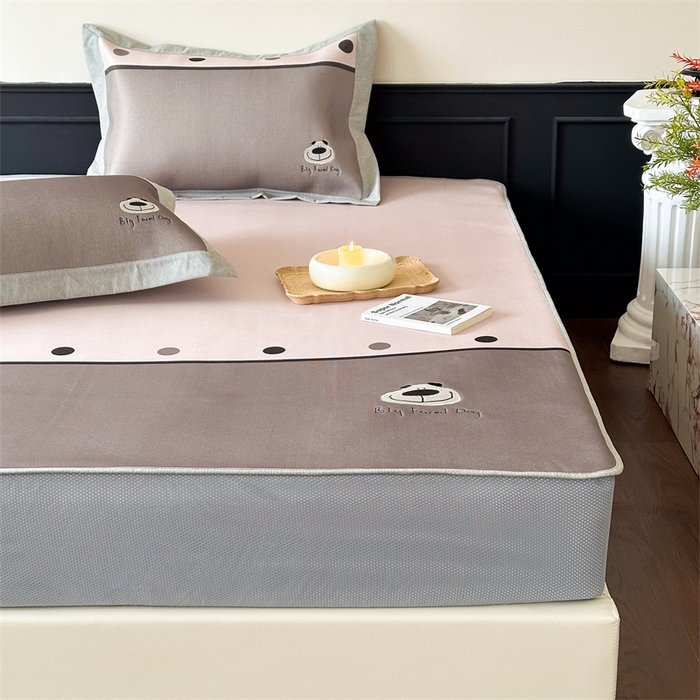 91家纺网 家纺一手货源 找家纺 甜梦 2024新款母婴级7A抗菌养生冰藤席影棚1—床笠款 可爱狗狗（床笠款）