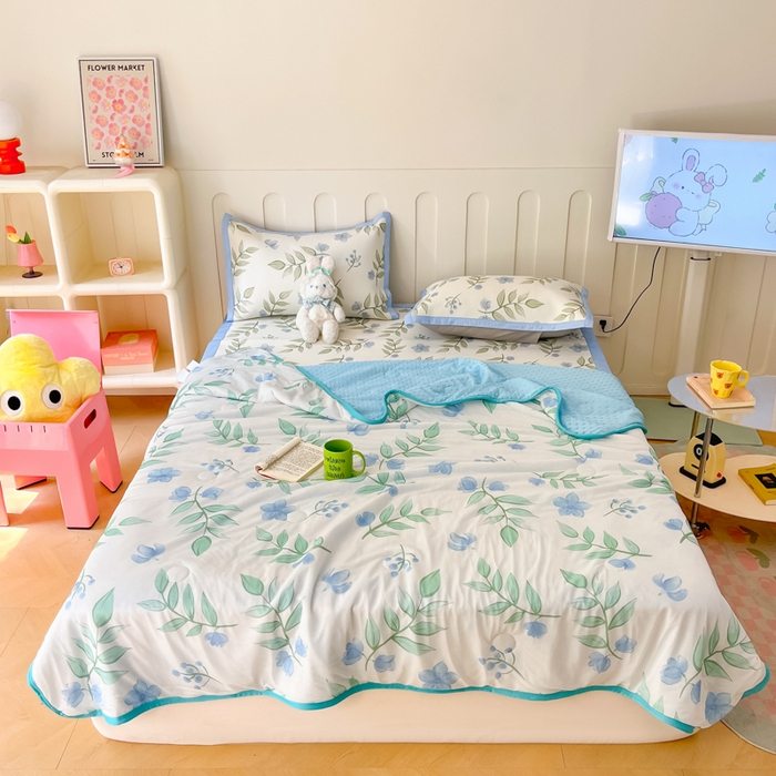 91家纺网 家纺一手货源 找家纺 安哆啦 2024新款A类凉感丝冰豆豆夏被冰丝席冰藤席四件套 夏被-森林来信