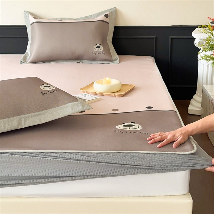 91家纺网 家纺一手货源 找家纺 甜梦 2024新款母婴级7A抗菌养生冰藤席影棚1—床笠款 可爱狗狗（床笠款）