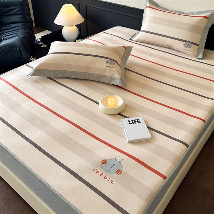 91家纺网 家纺一手货源 找家纺 甜梦 2024新款母婴级7A抗菌养生冰藤席影棚1—床笠款 条纹小兔（床笠款）