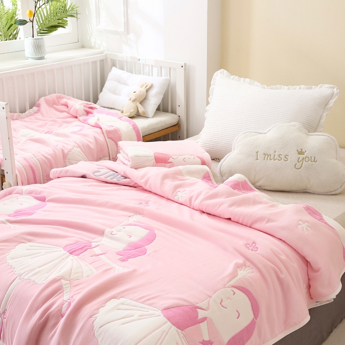 91家纺网 家纺一手货源 找家纺 朴尔家纺-毛巾被 2024年全棉十层纱布加厚儿童盖被毛巾被 爱跳舞的姑娘粉