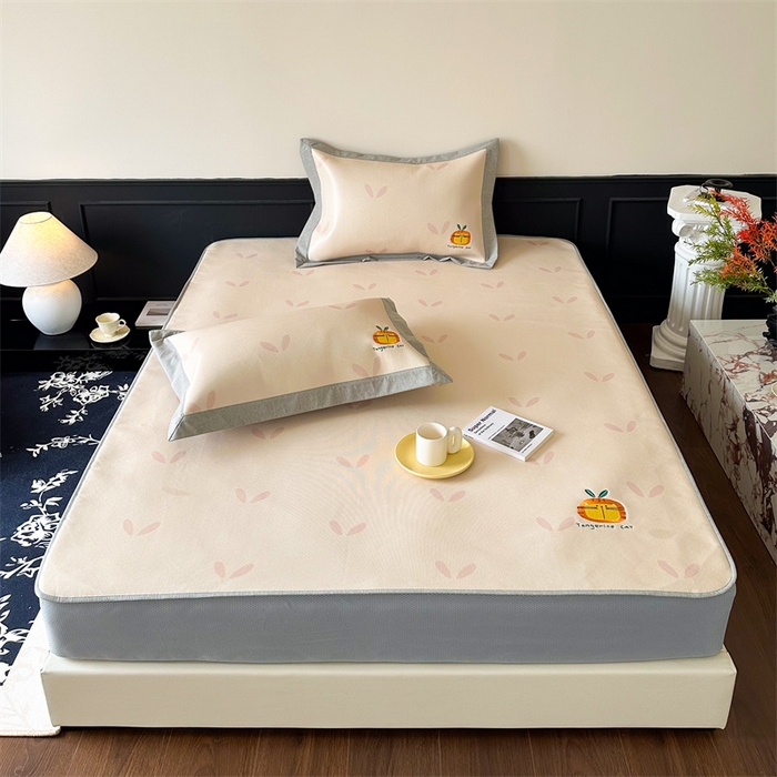 91家纺网 家纺一手货源 找家纺 甜梦 2024新款母婴级7A抗菌养生冰藤席影棚1—床笠款 小草猫猫（床笠款）