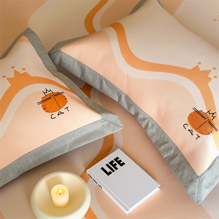 91家纺网 家纺一手货源 找家纺 甜梦 2024新款母婴级7A抗菌养生冰藤席影棚1—床笠款 皇冠橘子猫（床笠款）