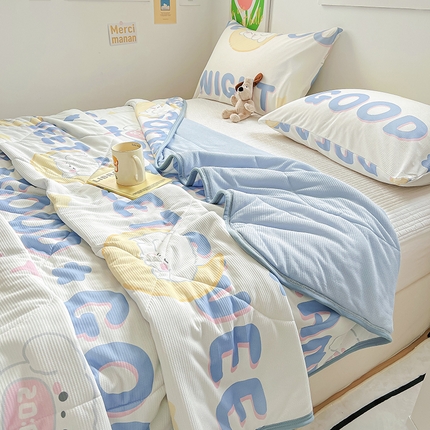 柒月2024新款华夫格小清新卡通印花夏被 月亮狗-