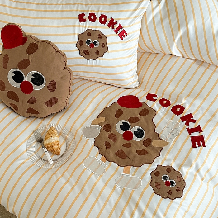 91家纺网 家纺一手货源 找家纺 优悦2024新款冰丝卡通贴布绣四件套 曲奇饼干-黄