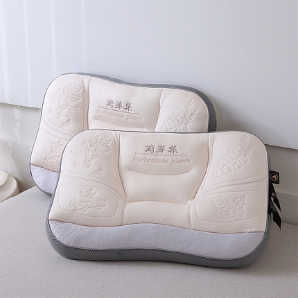 91家纺网 家纺一手货源 找家纺 梦叶草 2024新款莳草集草本植萃荞麦决明子乳胶羽丝绒枕芯 莳草集荞麦决明子枕-奶白