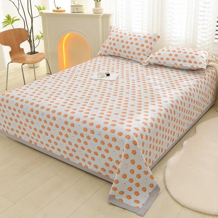 91家纺网 家纺一手货源 找家纺 圣楚家纺 2024新款A类泡泡棉夹棉床盖幸运南瓜