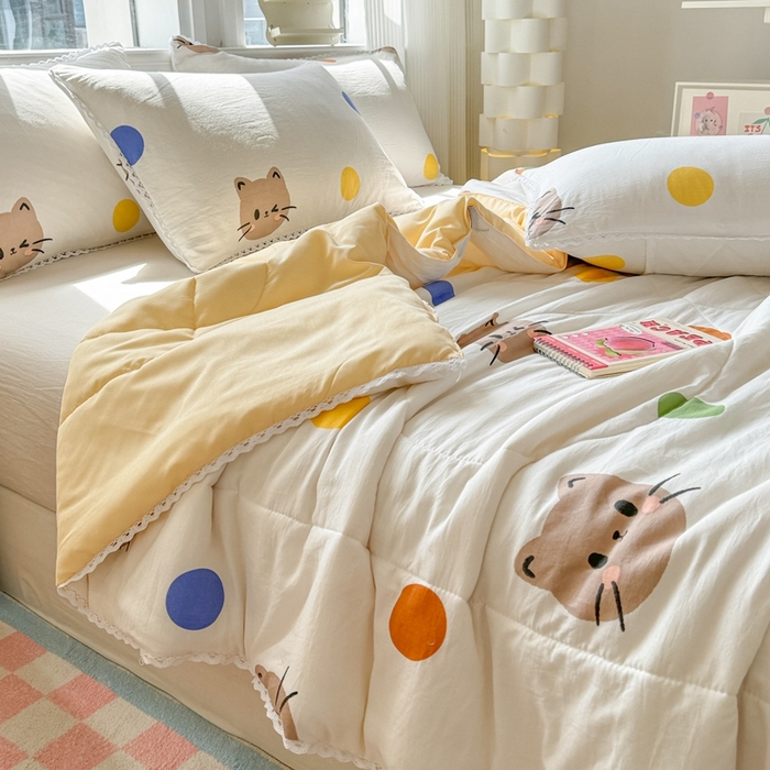 91家纺网 家纺一手货源 找家纺 慕尚家纺2025新款双层纱水洗夏被子被芯 波点猫