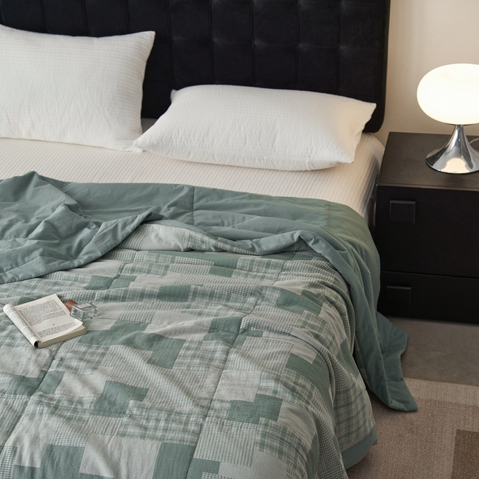 91家纺网 家纺一手货源 找家纺 安莱生活 2024新款双层纱拼布田园单夏被系列 拼布田园-灰绿