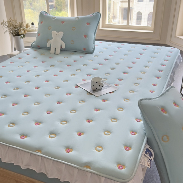 91家纺网 家纺一手货源 找家纺 尊康家纺（原磊科） 2024新款奶昔棉小毛巾绣花边床笠 小毛巾绣-翠绿