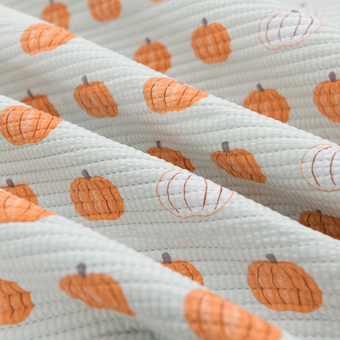 91家纺网 家纺一手货源 找家纺 圣楚家纺 2024新款A类泡泡棉夹棉床盖幸运南瓜