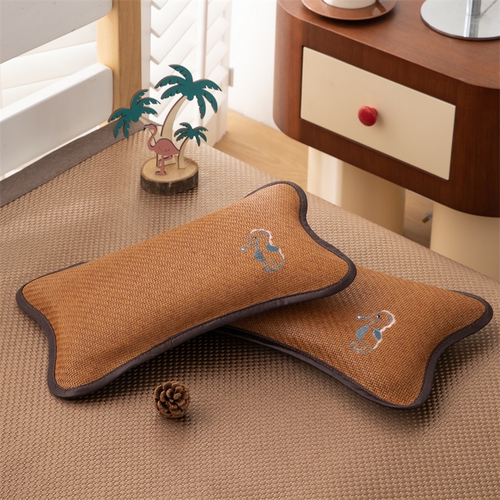 91家纺网 家纺一手货源 找家纺 织布人 2024新款荞麦枕夏季冰藤婴儿枕小孩儿童枕头学生幼儿园午睡枕 凉藤儿童枕-海马 【高粱壳填充】20*35cm//只