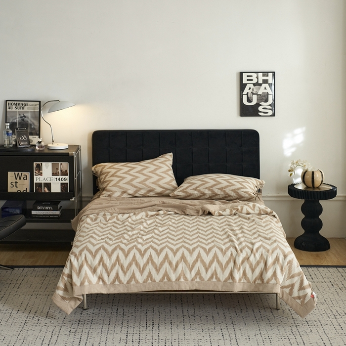 91家纺网 家纺一手货源 找家纺 安莱生活 2024新款双层纱色织提花海澜夏被及四件套系列 海澜-米