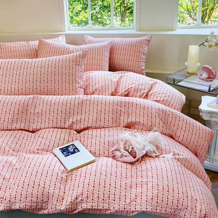 91家纺网 家纺一手货源 找家纺 感遇 2024新款全棉印花四件套 粉条小花