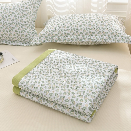 91家纺网 家纺一手货源 找家纺 圣楚家纺 2024新款A类泡泡棉夹棉床盖