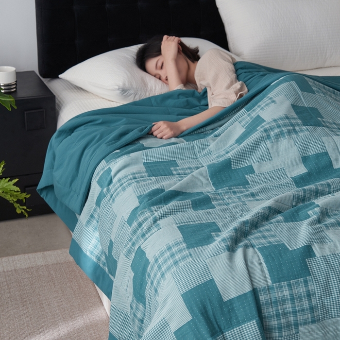 91家纺网 家纺一手货源 找家纺 安莱生活 2024新款双层纱拼布田园单夏被系列 拼布田园-乌兰