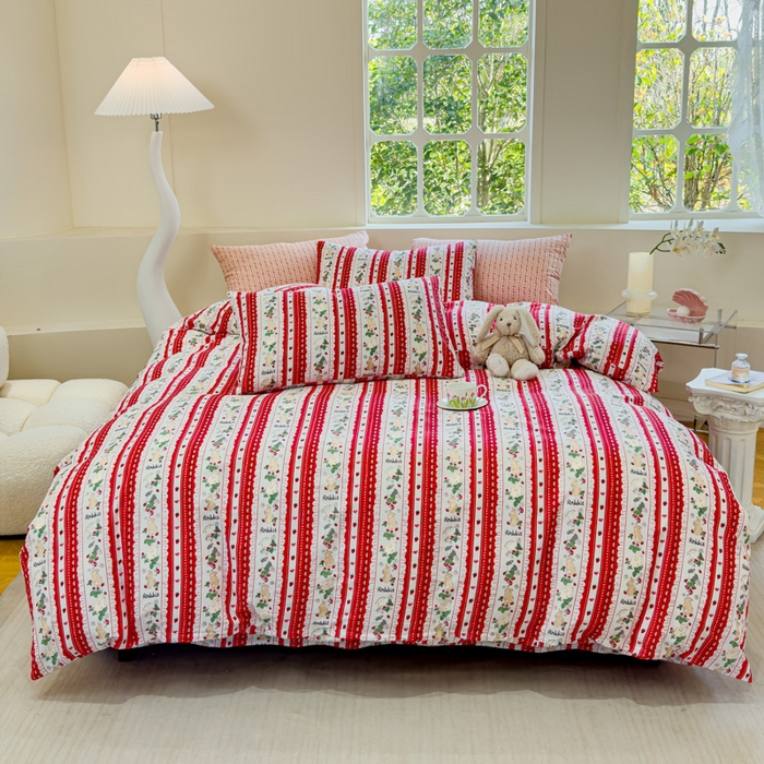 91家纺网 家纺一手货源 找家纺 感遇 2024新款全棉印花四件套 草莓小兔