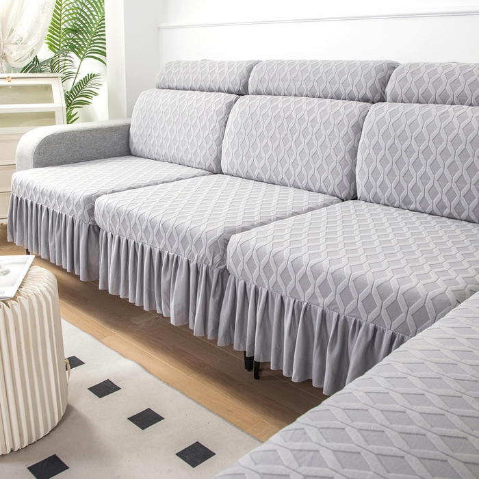 91家纺网 家纺一手货源 找家纺 千彤沙发垫 2024新款裙边款拉花绒菱形格系列沙发笠 银灰
