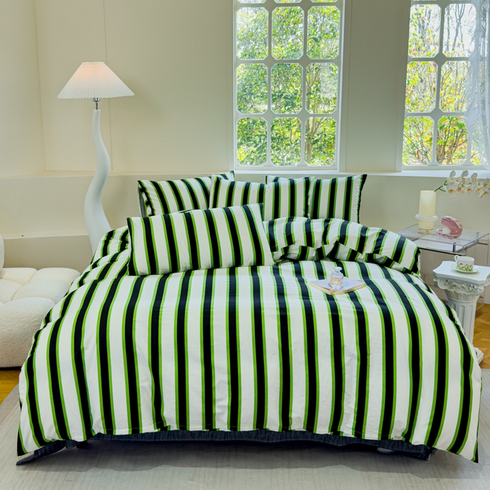 91家纺网 家纺一手货源 找家纺 感遇 2024新款全棉印花四件套 黑绿条纹