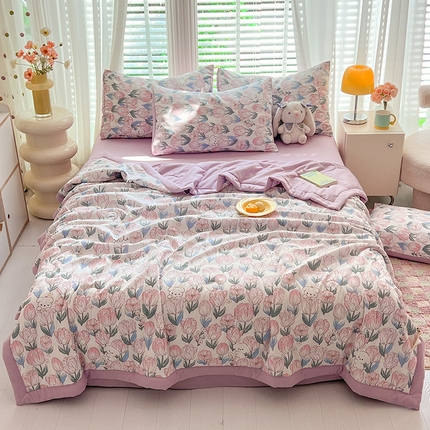 91家纺网 家纺一手货源 找家纺 （总）妖妖家纺 2024新款超柔软糯水洗云朵棉印花夏被四件套