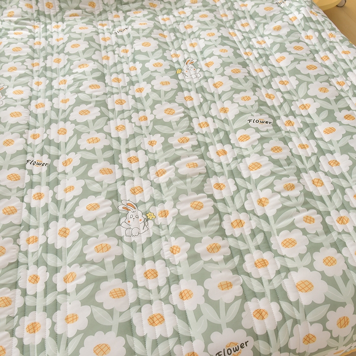 91家纺网 家纺一手货源 找家纺 圣楚家纺  2024新款透气舒爽凉感丝夏被夏凉被空调被 美梦时刻