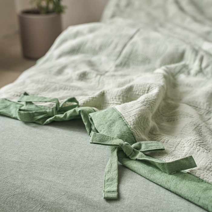 91家纺网 家纺一手货源 找家纺 安莱生活 2024新款双层纱色织提花四叶草夏被及夏被四件套系列 四叶草-绿