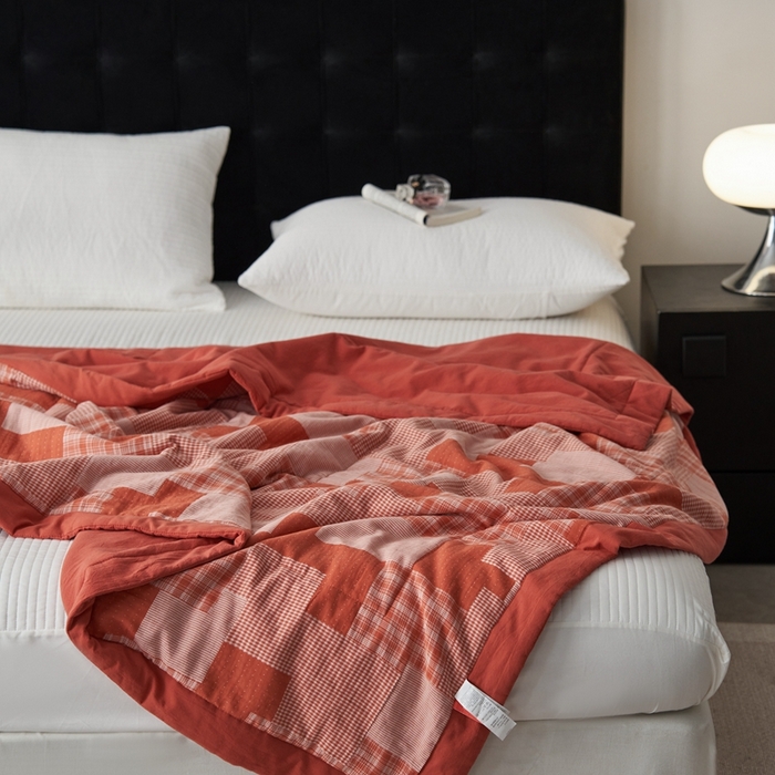 91家纺网 家纺一手货源 找家纺 安莱生活 2024新款双层纱拼布田园单夏被系列 拼布田园-橘红