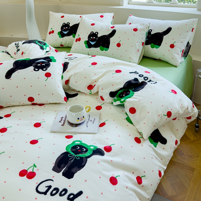 91家纺网 家纺一手货源 找家纺 感遇 2024新款全棉印花四件套 樱桃猫咪