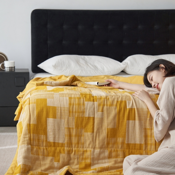 91家纺网 家纺一手货源 找家纺 安莱生活 2024新款双层纱拼布田园单夏被系列 拼布田园-姜黄