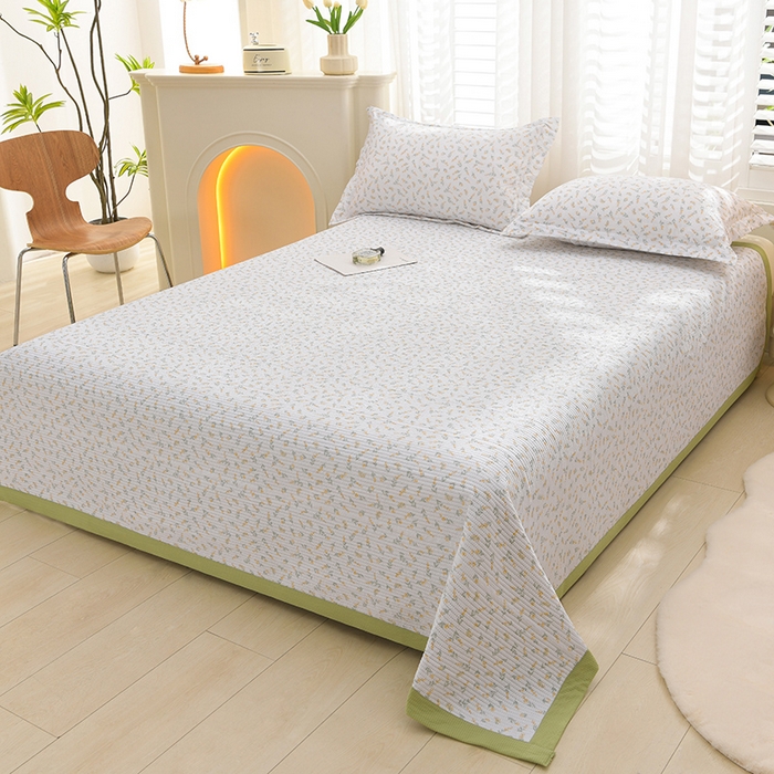 91家纺网 家纺一手货源 找家纺 圣楚家纺 2024新款A类泡泡棉夹棉床盖七里香