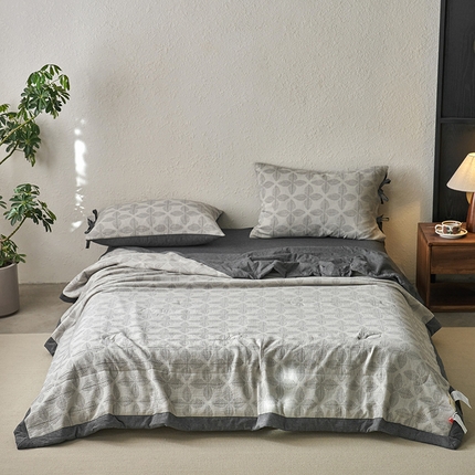 91家纺网 家纺一手货源 找家纺 （总）安莱生活 2024新款双层纱色织提花四叶草夏被及夏被四件套系列