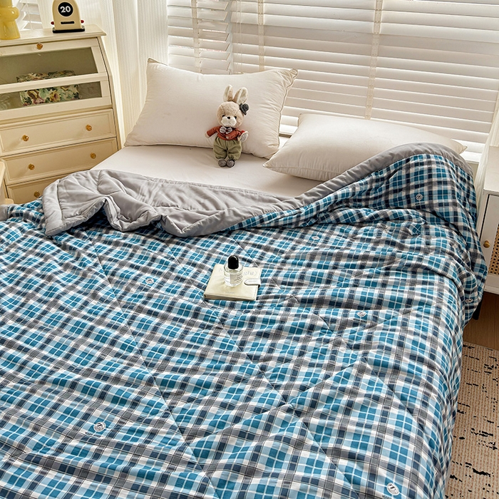 91家纺网 家纺一手货源 找家纺 亚龙工厂店 2024新款A类水洗棉无印风夏被 深蓝格子