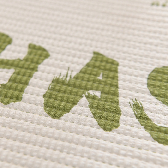 91家纺网 家纺一手货源 找家纺 圣楚家纺 2024新款A类泡泡棉夹棉床盖真情陪伴