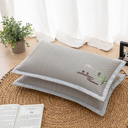 91家纺网 家纺一手货源 找家纺 （总）织布人  2024新款荞麦枕夏季凉感冰豆豆儿童学生宿舍荞麦枕幼儿园午睡枕