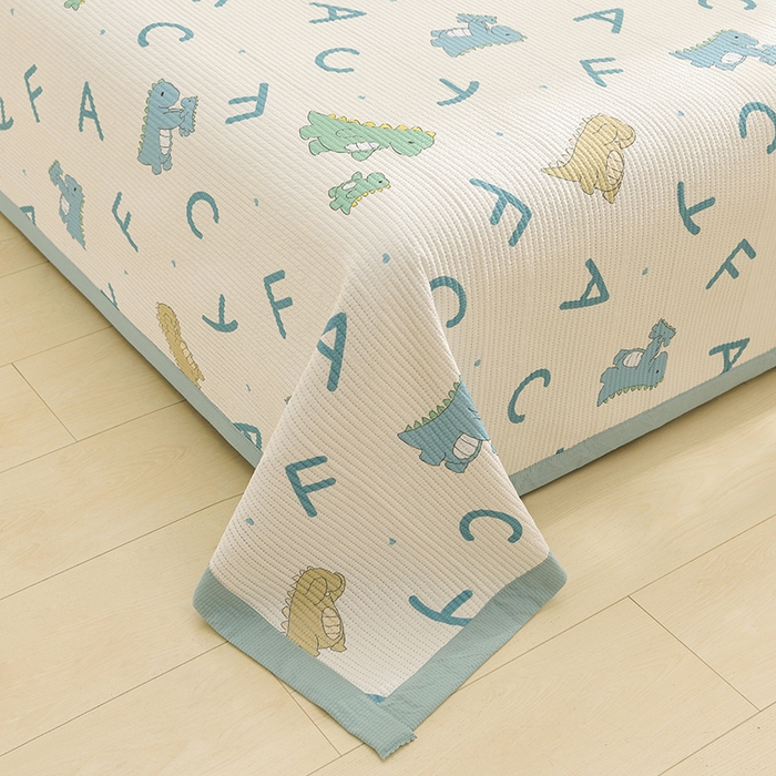 91家纺网 家纺一手货源 找家纺 圣楚家纺 2024新款A类泡泡棉夹棉床盖甜馨宝贝