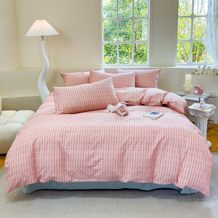 91家纺网 家纺一手货源 找家纺 感遇 2024新款全棉印花四件套 粉条小花