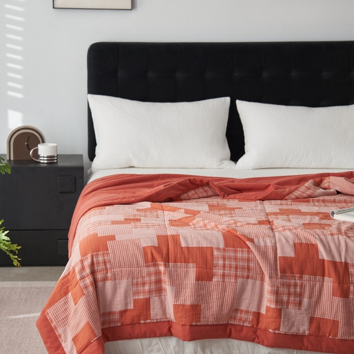 91家纺网 家纺一手货源 找家纺 安莱生活 2024新款双层纱拼布田园单夏被系列 拼布田园-橘红