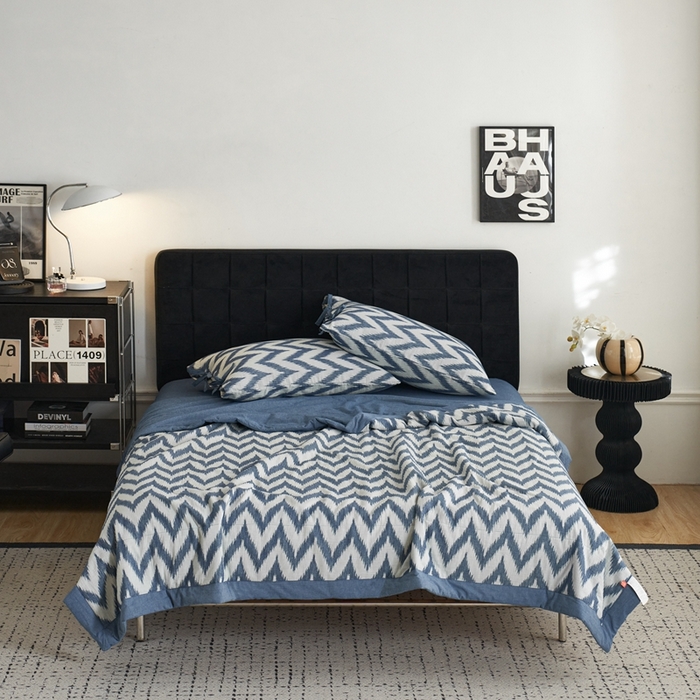 91家纺网 家纺一手货源 找家纺 安莱生活 2024新款双层纱色织提花海澜夏被及四件套系列 海澜-蓝