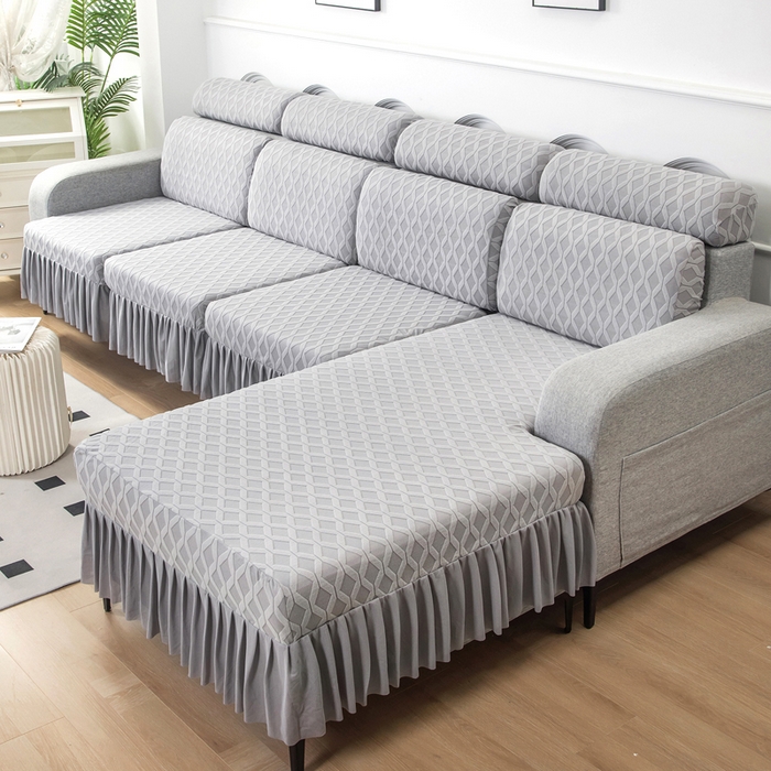 91家纺网 家纺一手货源 找家纺 千彤沙发垫 2024新款裙边款拉花绒菱形格系列沙发笠 银灰