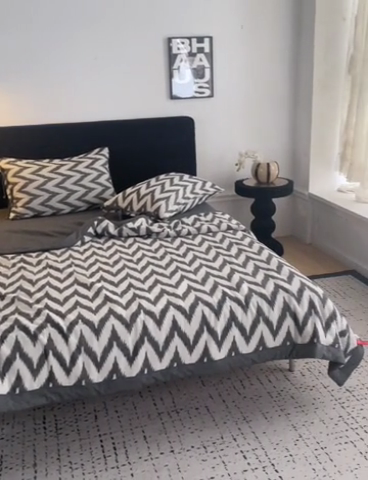 91家纺网 家纺一手货源 找家纺 安莱生活 2024新款双层纱色织提花海澜夏被及四件套系列 海澜-黑