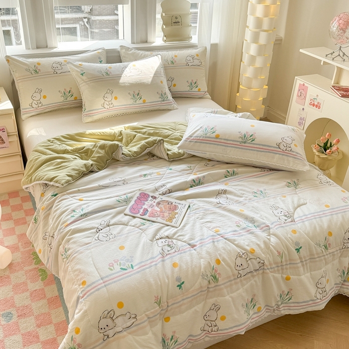 91家纺网 家纺一手货源 找家纺 慕尚家纺2025新款双层纱水洗夏被子被芯 粉黛小兔